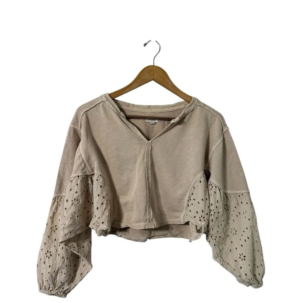 ANTHROPOLOGIE Pilcro Batwing Beige Eyelet Cotton Sweatshirt Pullover Top